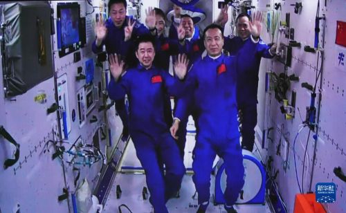 中国科学家首次记录太空合声，宇宙音乐新纪元开启