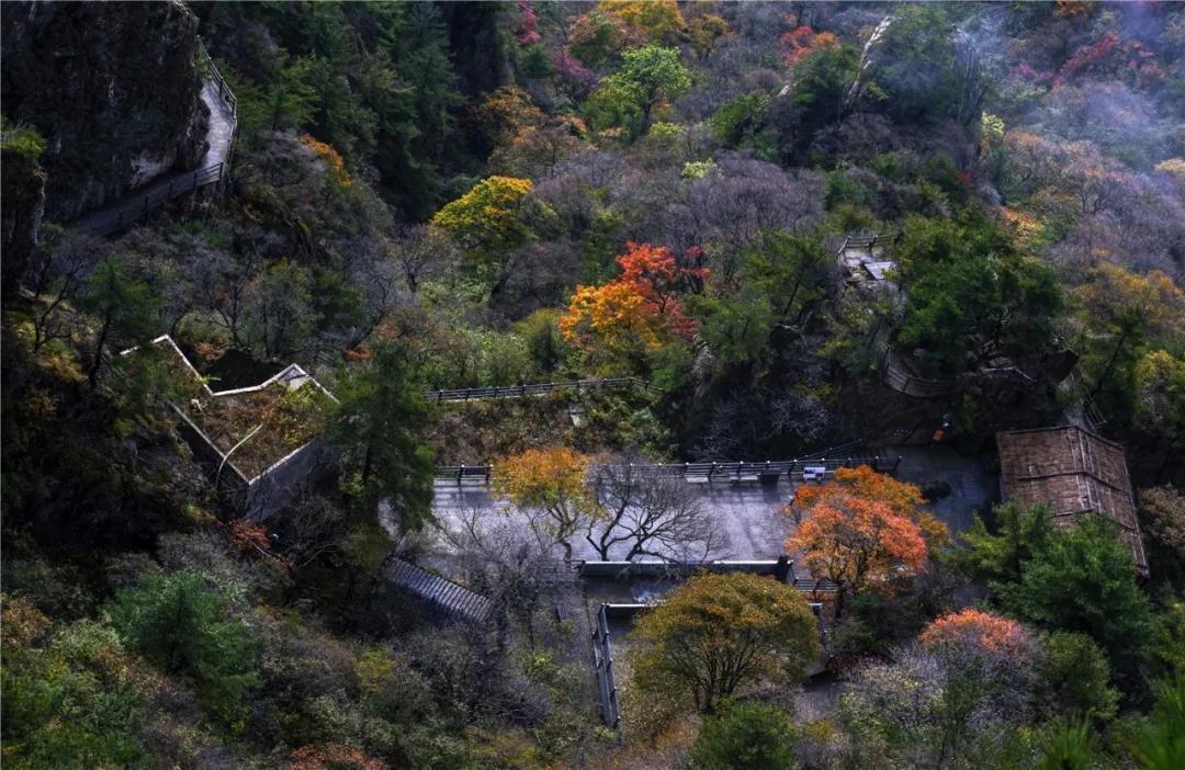 老君山内部探秘，神秘山洞揭秘